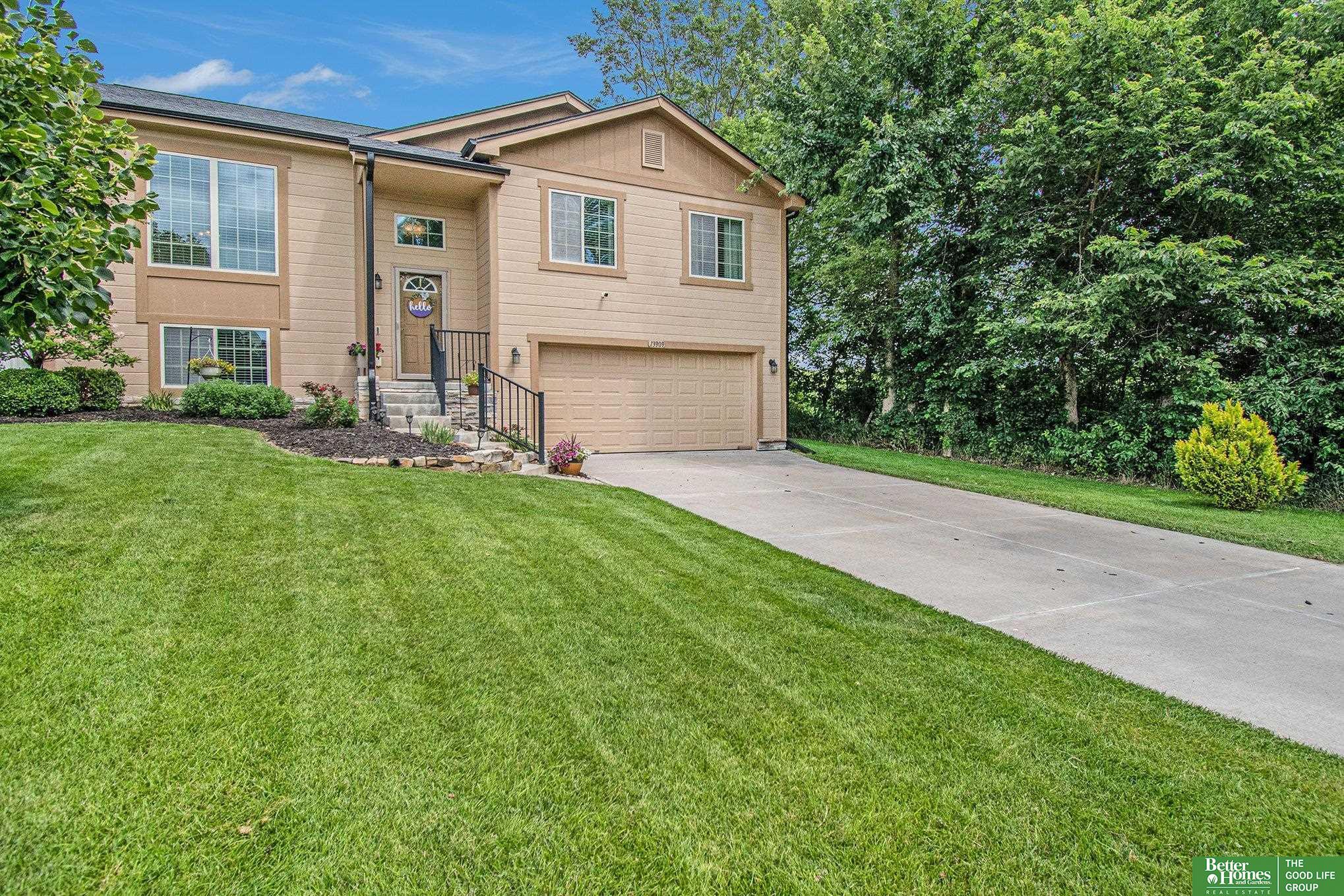 Property Photo:  13909 S 43 Street  NE 68123 