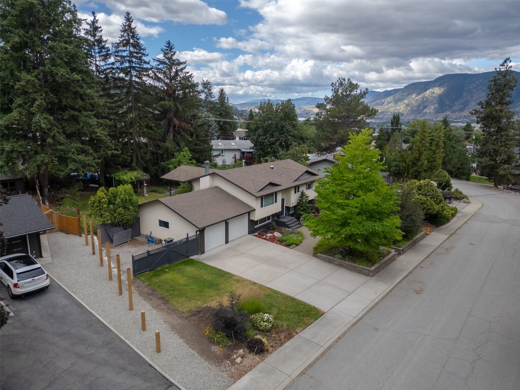 Photo de la propriété: 122 Kendall Crescent BC V2A 2S8