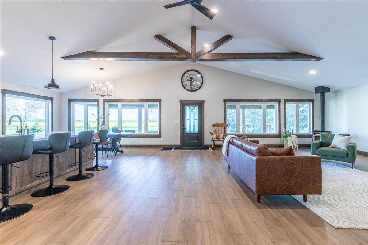 Property Photo: 50371 RR 23 AB T0C 2P0