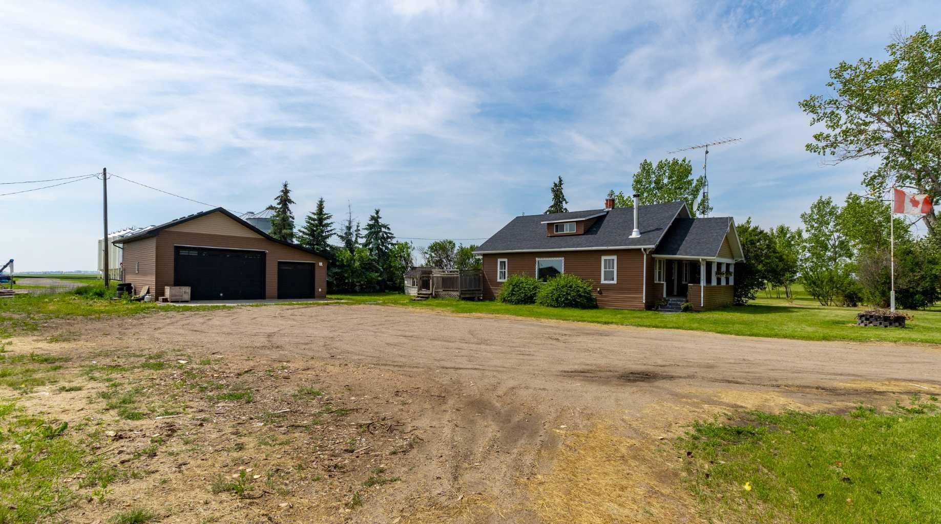 Photo de la propriété: 32371 Range Road 10 A AB T4H 1P2
