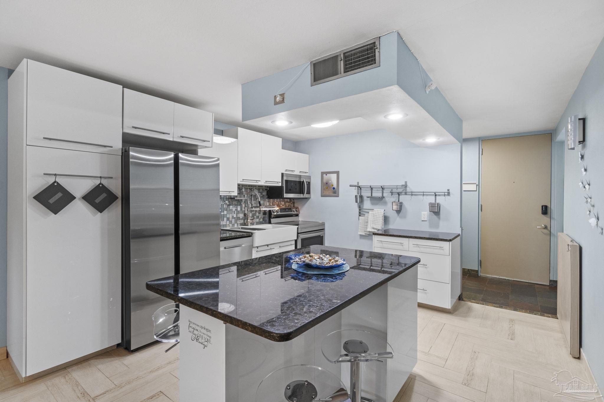 Property Photo: 201 Pensacola Beach Rd D6 FL 32561