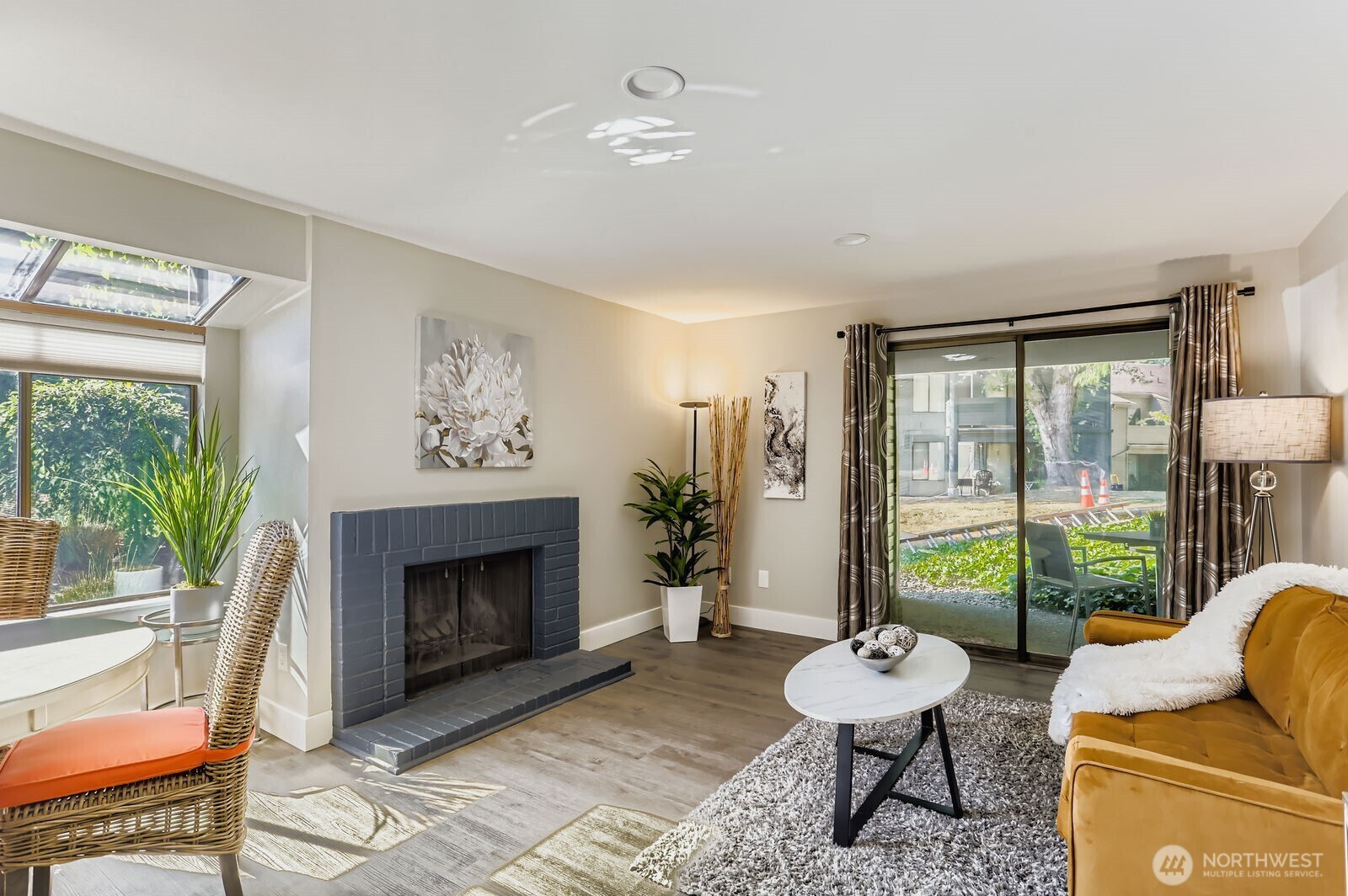 Property Photo:  12200  100th Avenue NE #P-A  WA 98034 