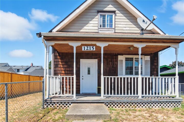 Property Photo: 1215 S 16th Street WA 98405