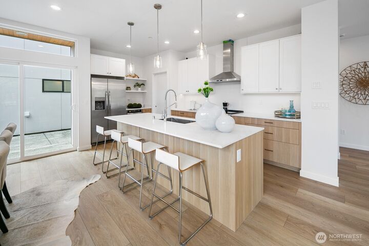 Property Photo:  8833  Wallingford Avenue N  WA 98103