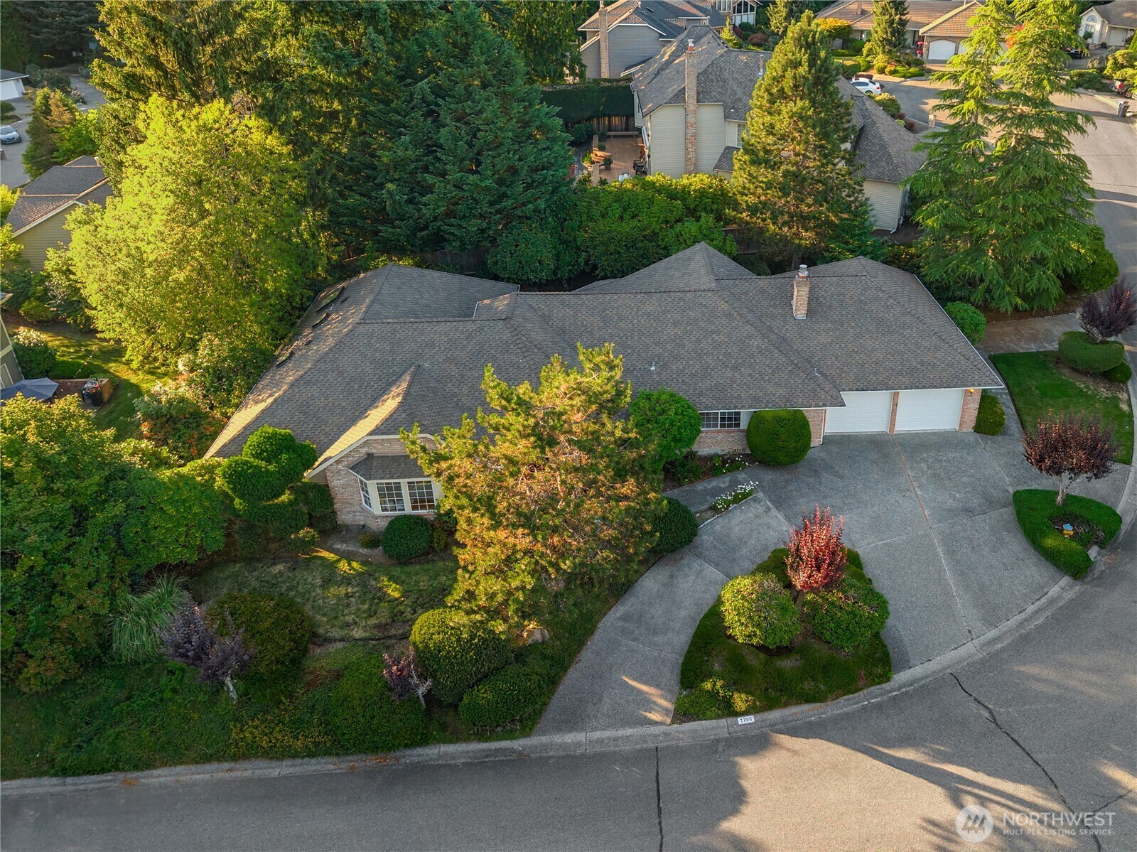 1705  142nd Place SE  Mill Creek WA 98012 photo