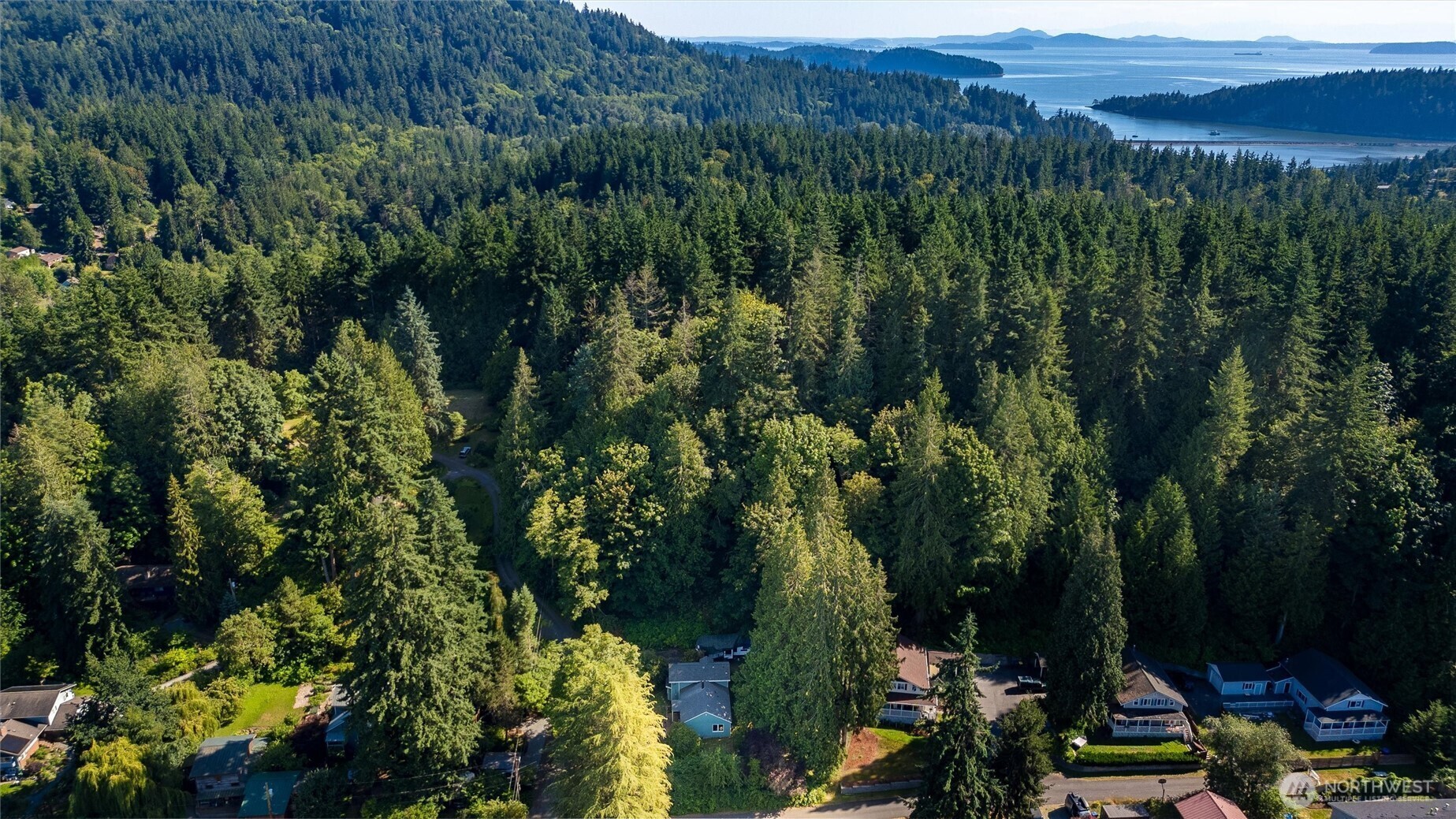 Property Photo:  2212  22nd Street  WA 98225 