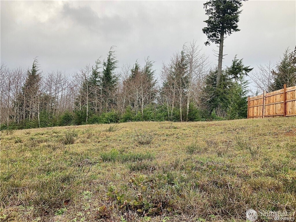 Property Photo: 1412 Grays Pointe Lane WA 98520