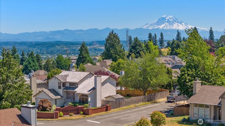 Property Photo:  5907 S 296th Place  WA 98001 