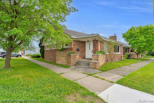 7300 Allen Road  Allen Park MI 48101 photo