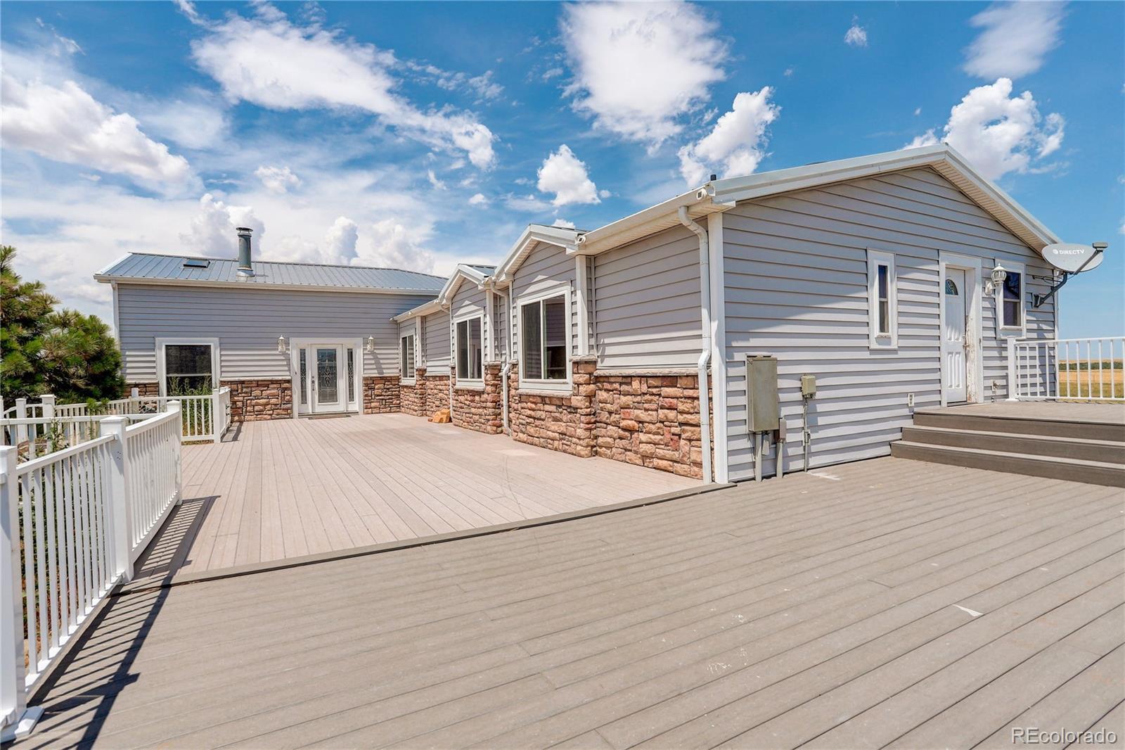 Property Photo:  2406 Horrogate Road  CO 80103 