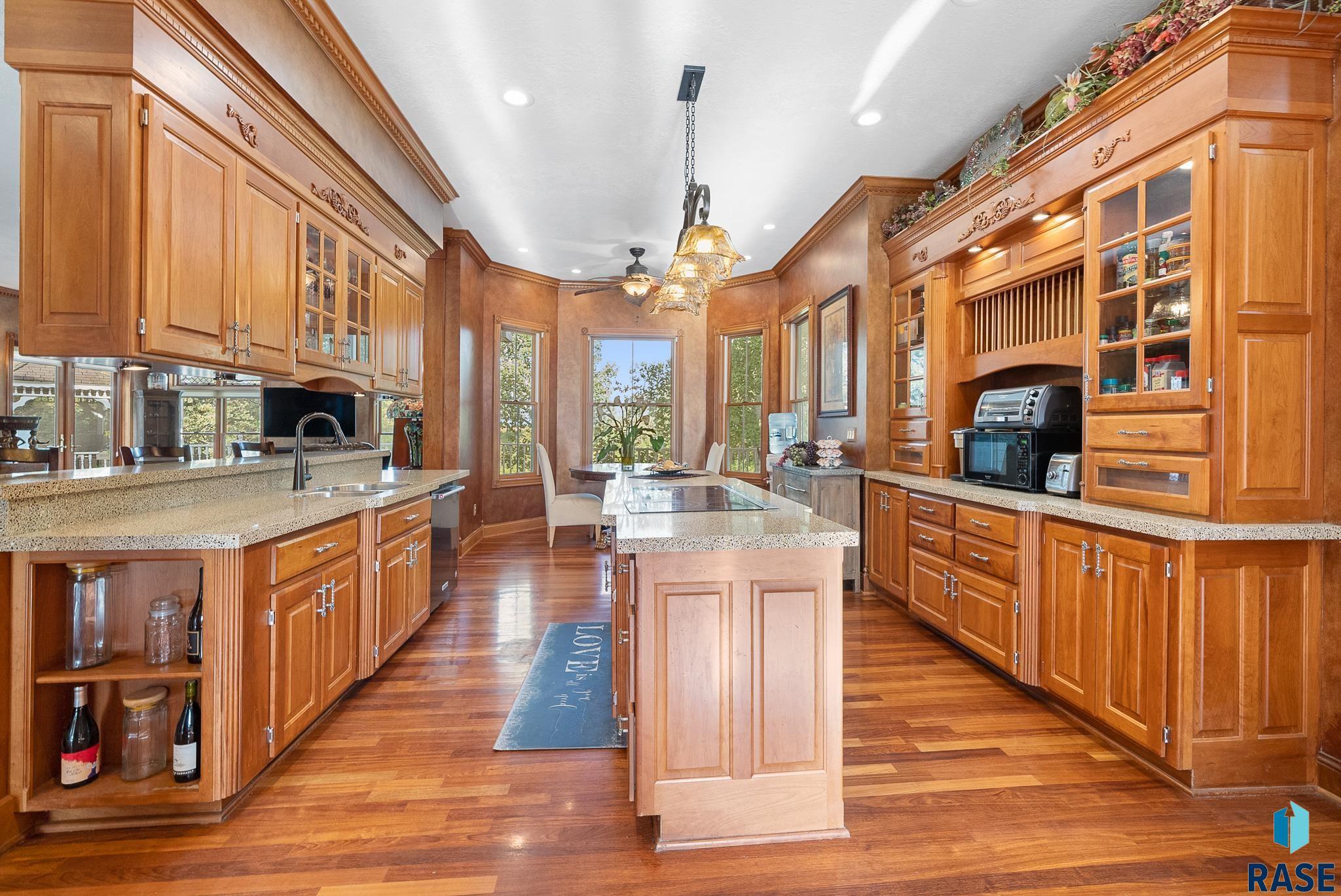 Property Photo:  300 Fairway Cir  SD 57005 