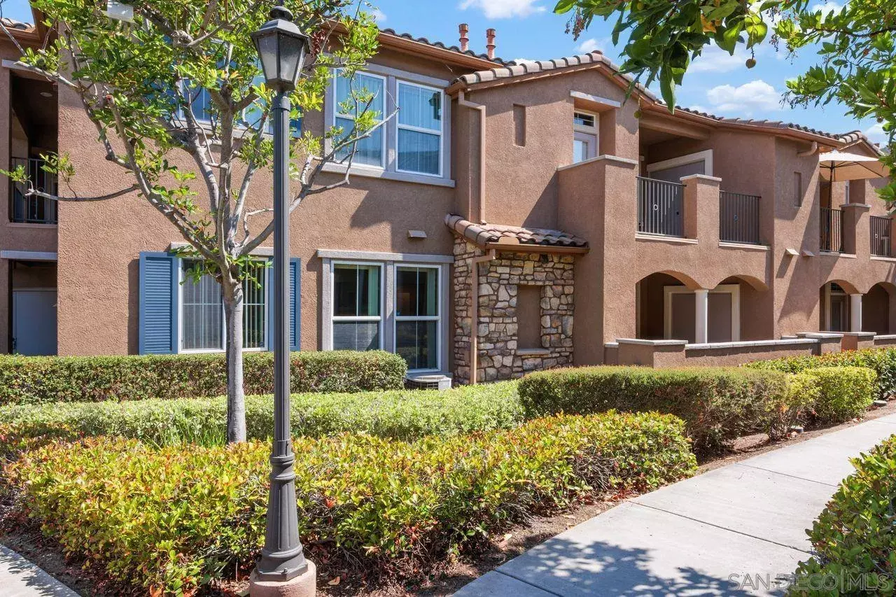 Property Photo: 12745 Savannah Creek Dr 283 CA 92128