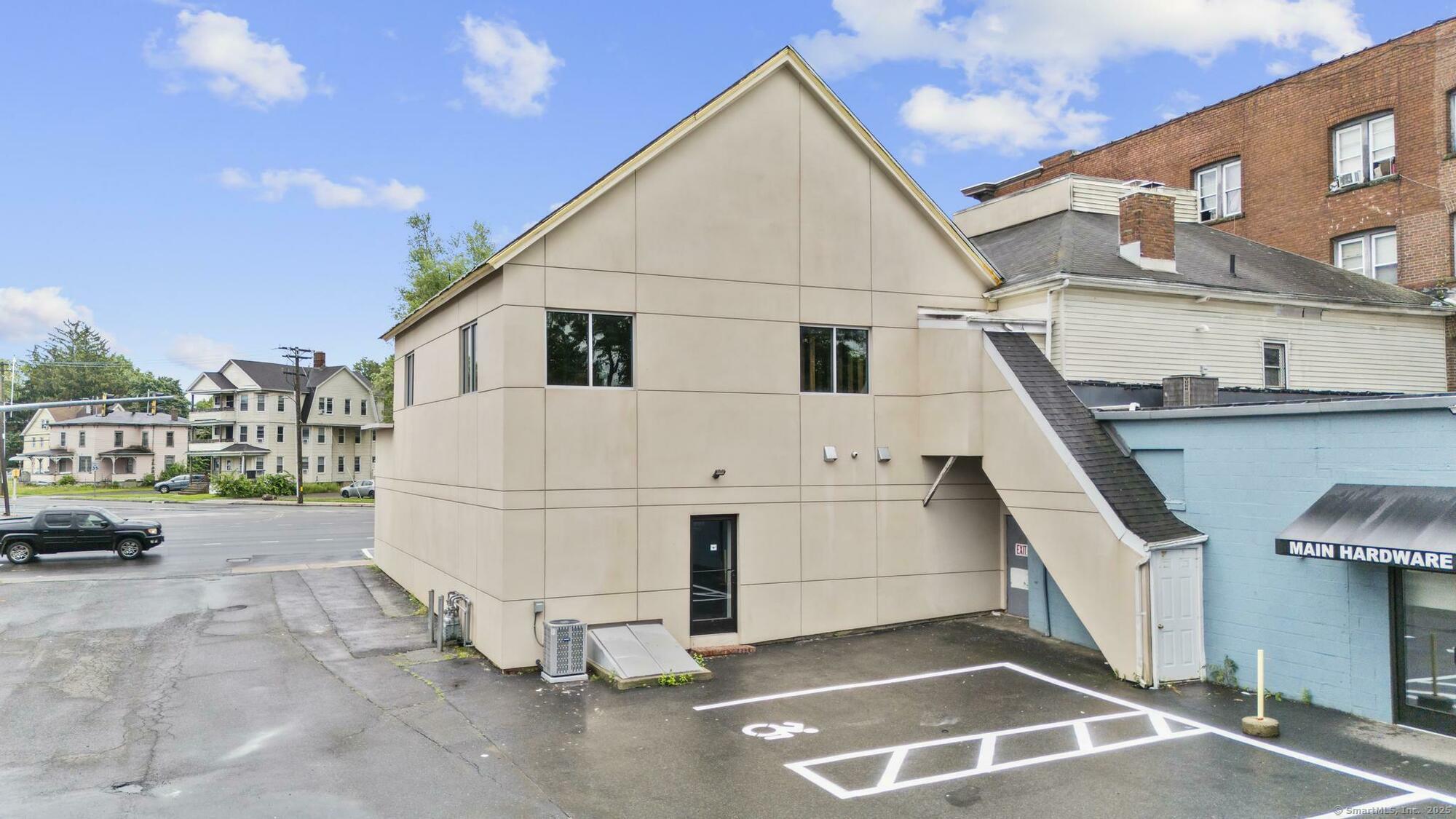 Property Photo: 1191 Main Street CT 06108