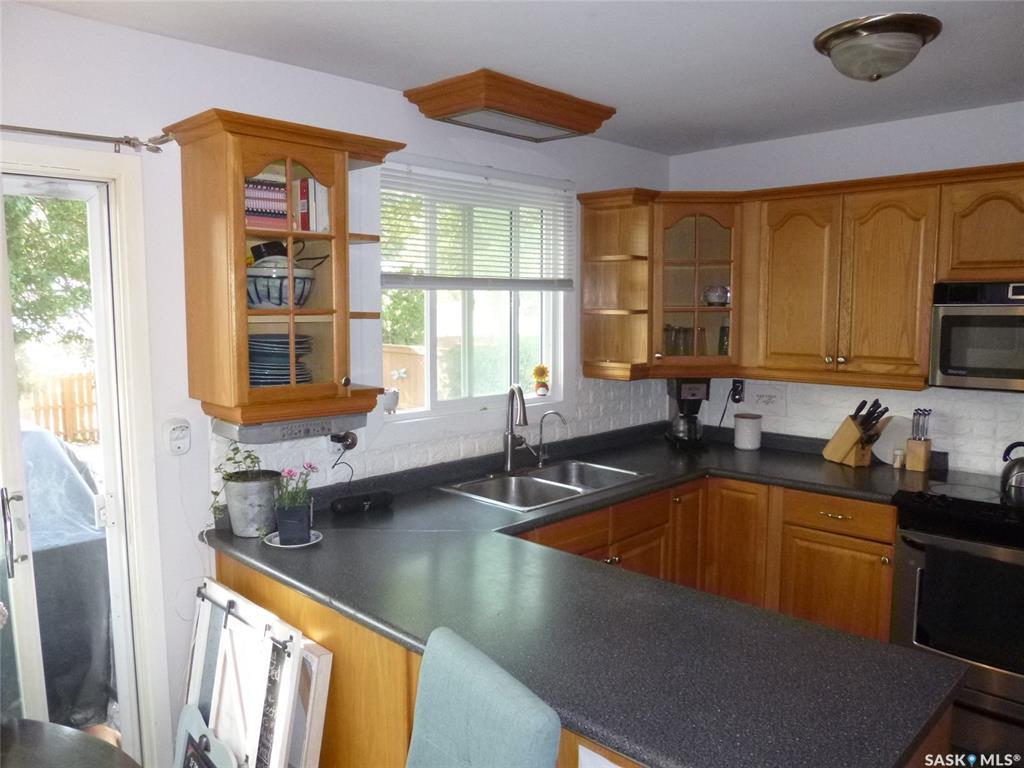 Property Photo:  79 Sibbald Crescent  SK S4T 7L6 