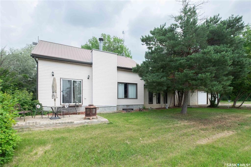 Property Photo:  501 Bank Street  SK S0G 4L0 