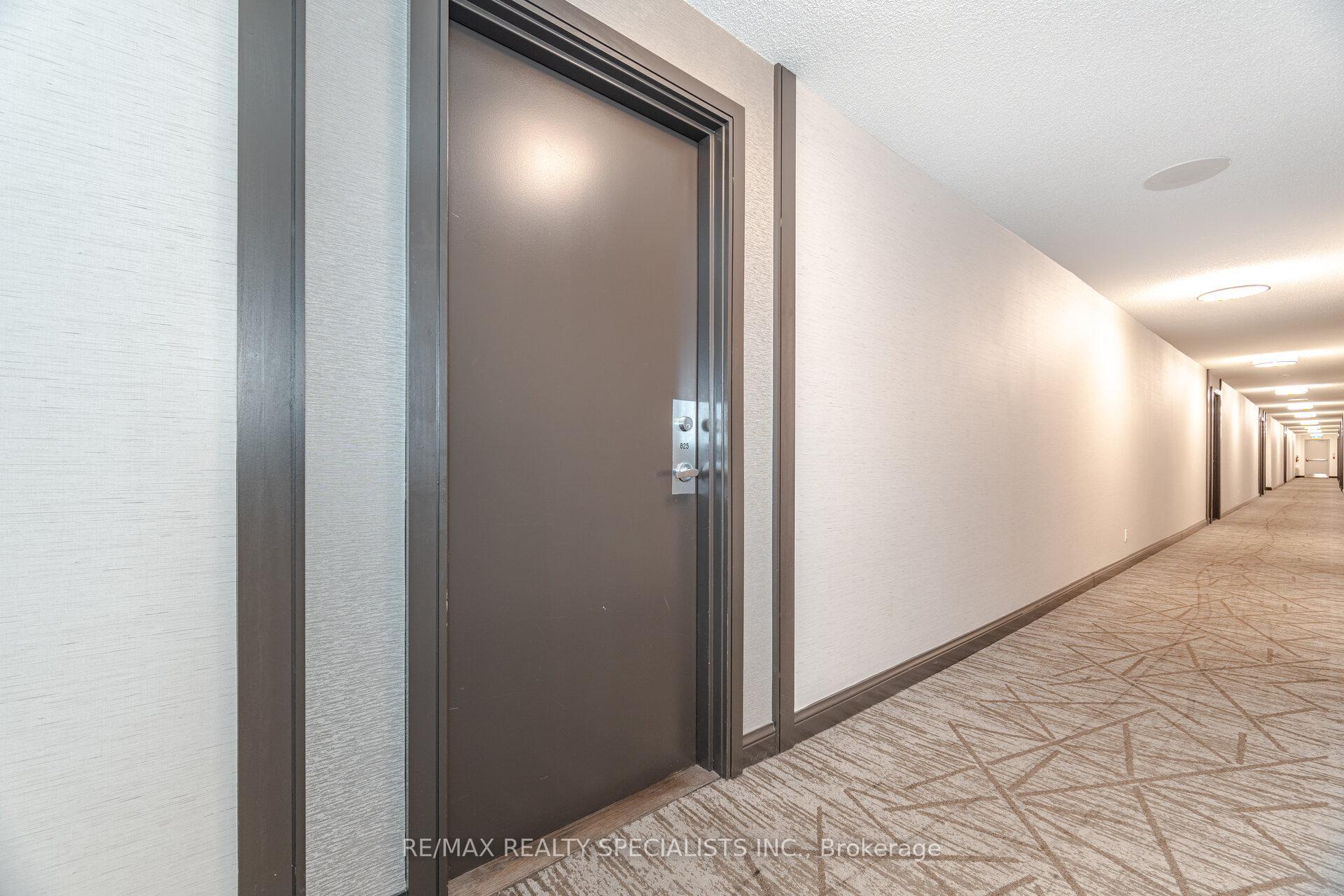 Property Photo:  1400 The Esplanade N/A N 825  ON L1V 6V2 