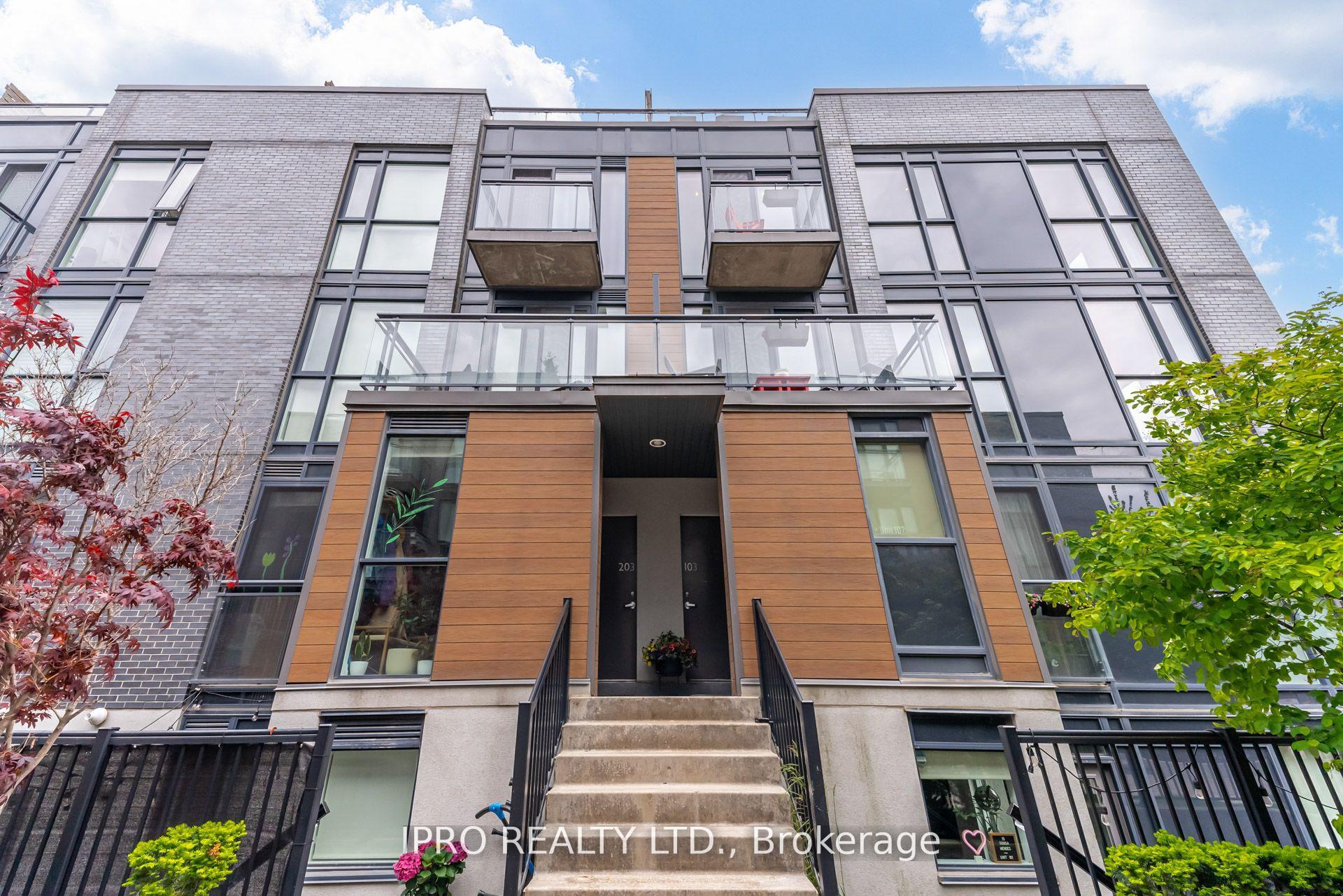 Property Photo:  15 Sousa Mendes Street 103  ON M6P 0A9 
