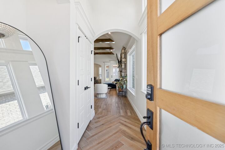 Property Photo:  3501 W Roanoke Street S  OK 74011 