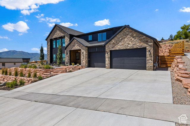 Property Photo: 1011 E Mill Rd UT 84032