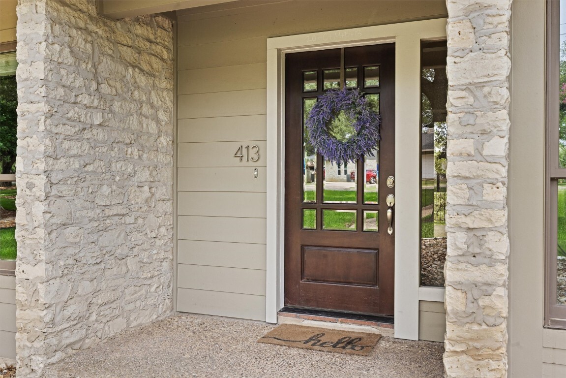Property Photo: 413 Ridgecrest Road TX 78628