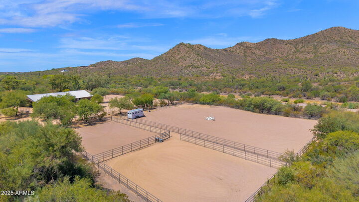 Property Photo: 37660 N Rancho Manana Boulevard AZ 85331