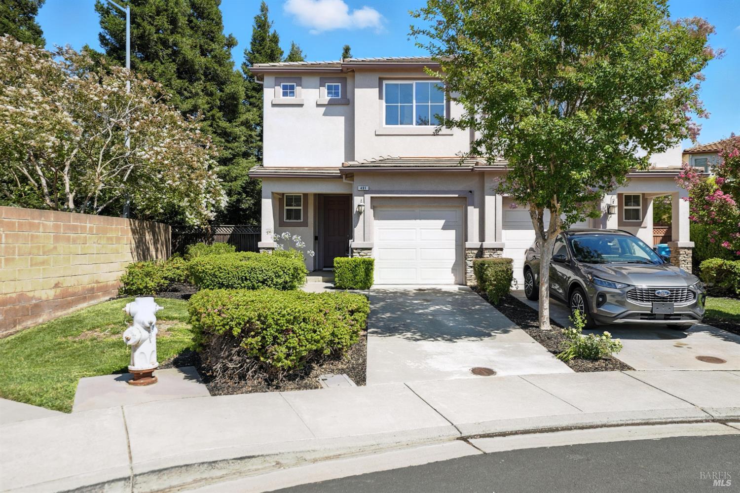 Property Photo:  491 Rosso Court  CA 95687 