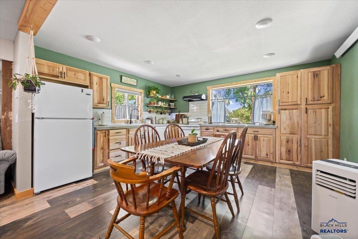 Property Photo: 111 5th St SD 57760