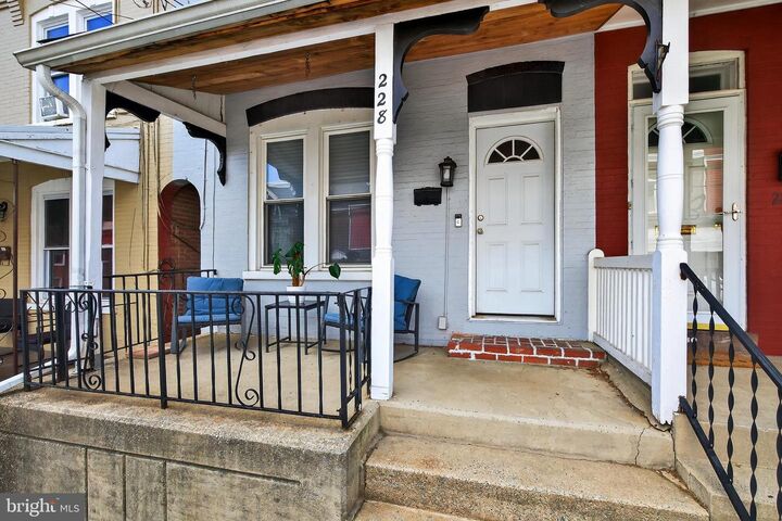 Property Photo: 228 N Pine Street PA 17603