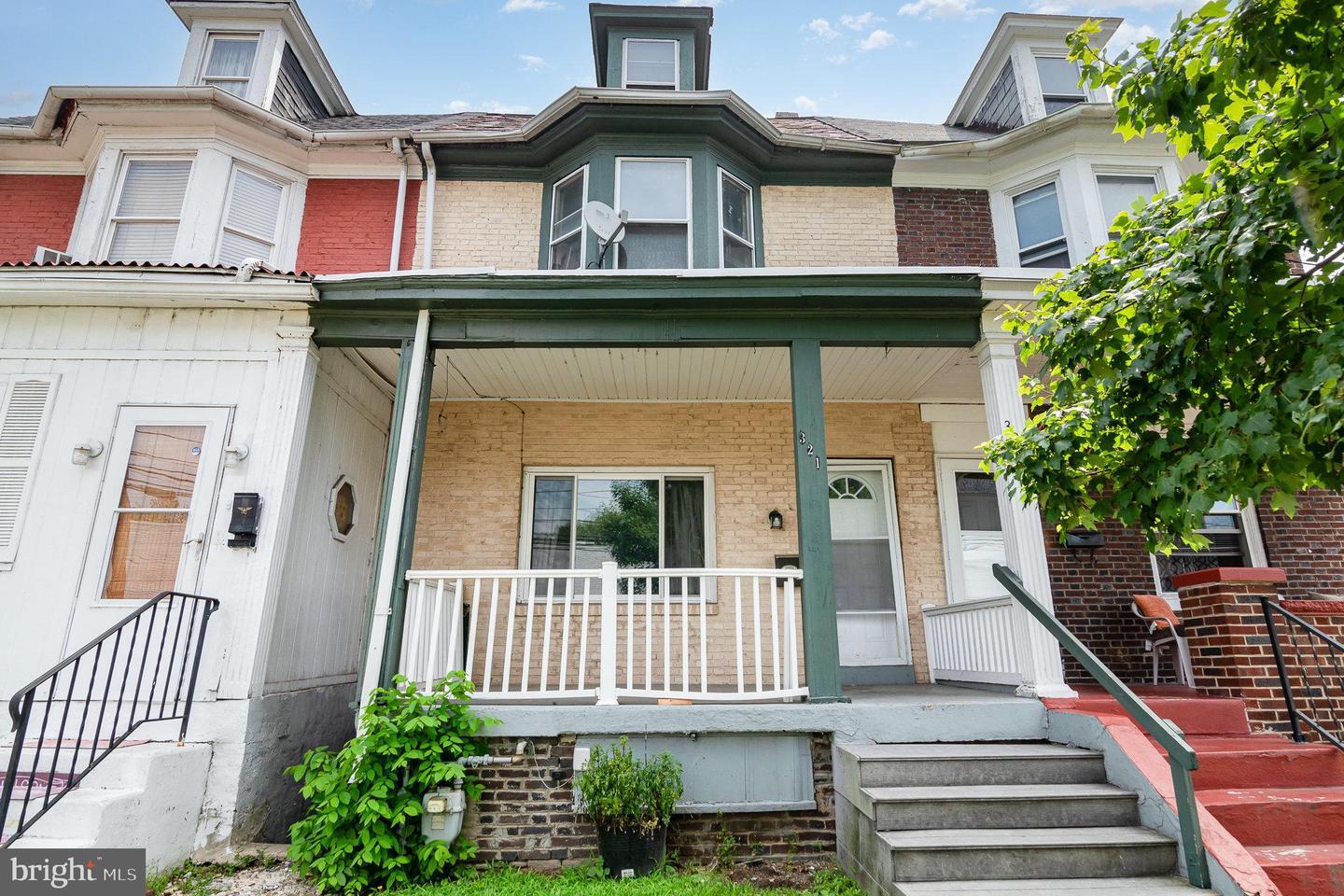 321 S 18th Street  Harrisburg PA 17104 photo
