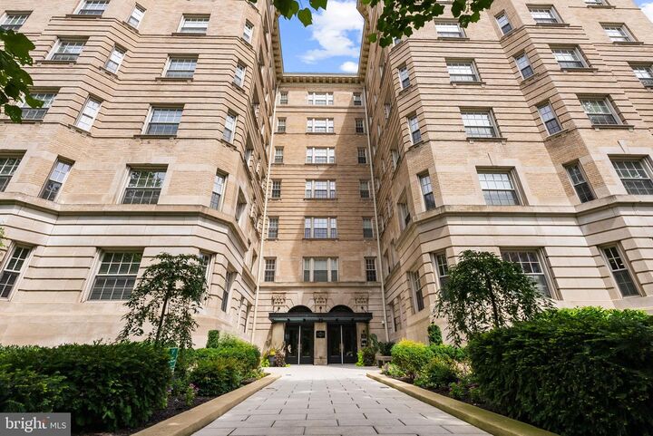 Property Photo: 1801 16th Street NW 102 DC 20009