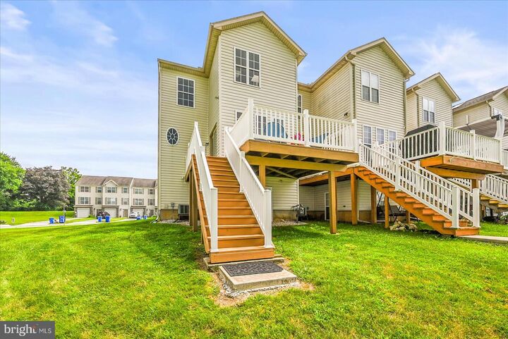Property Photo:  376 Mesa Lane  PA 17408 