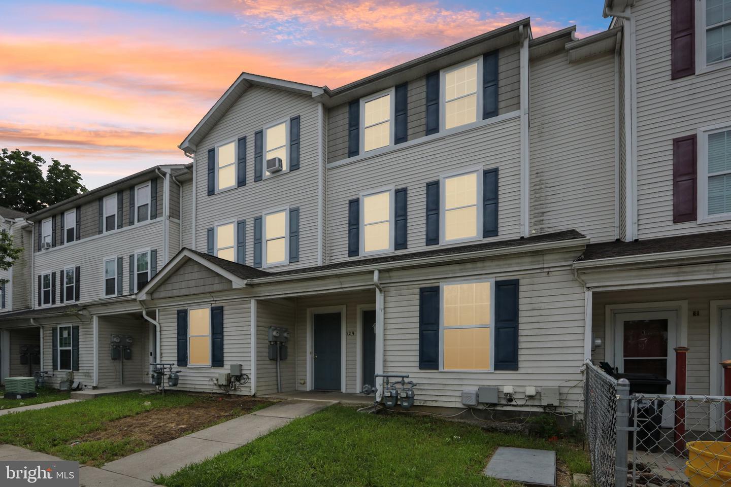 Property Photo:  129 New Rose Street  NJ 08618 