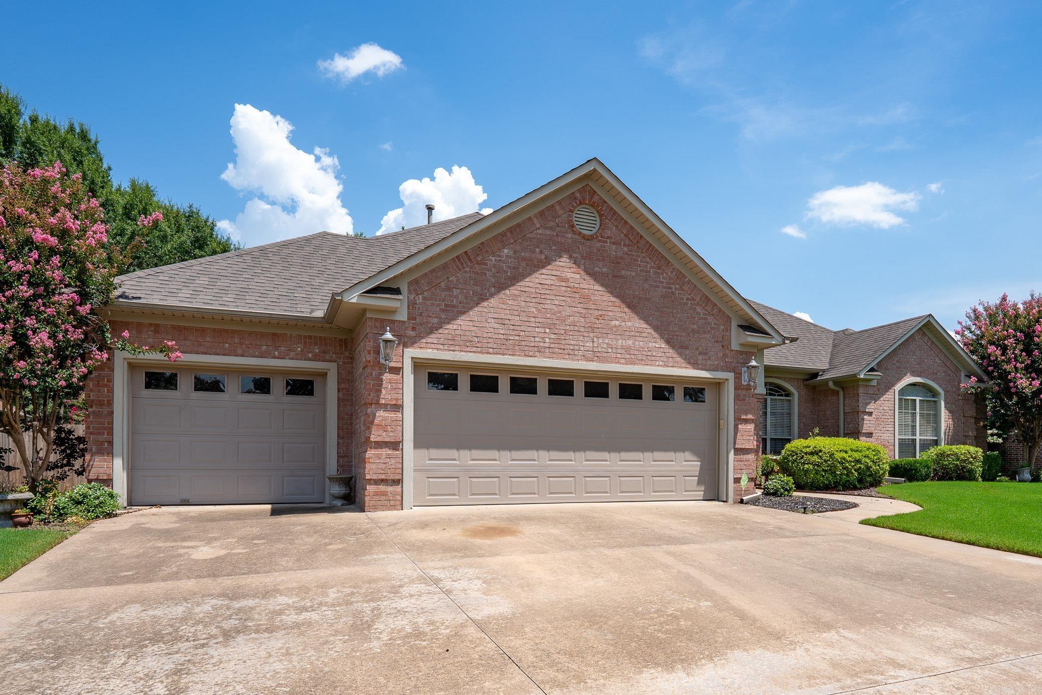 Property Photo: 1130 Clarence Drive AR 72034