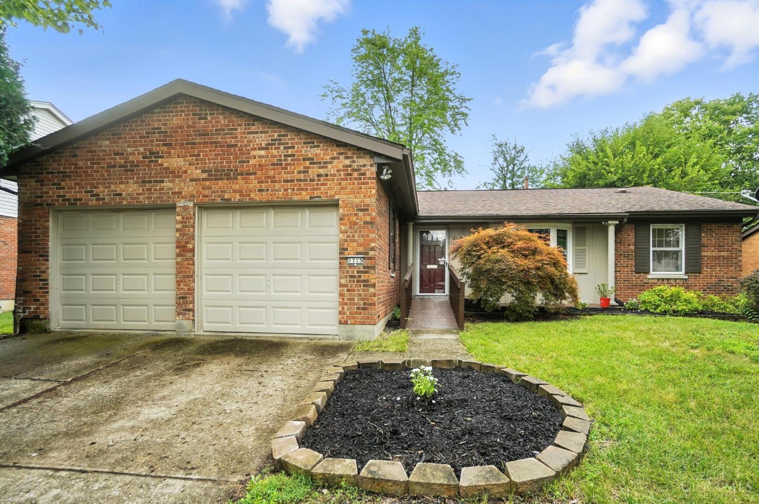 Property Photo: 1725 Forester OH 45240