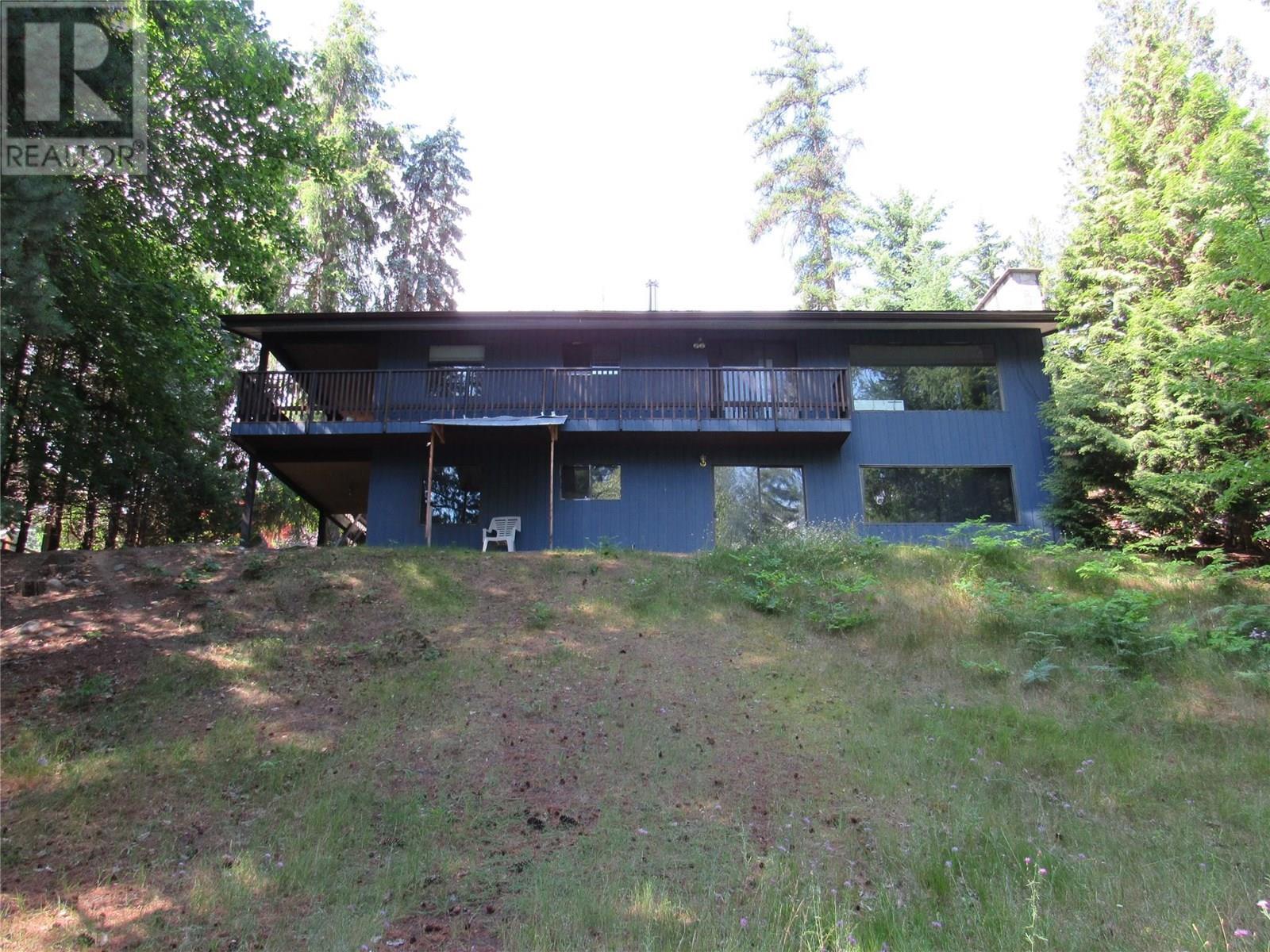 2188 Crestview Crescent  Castlegar BC V1N 3B3 photo