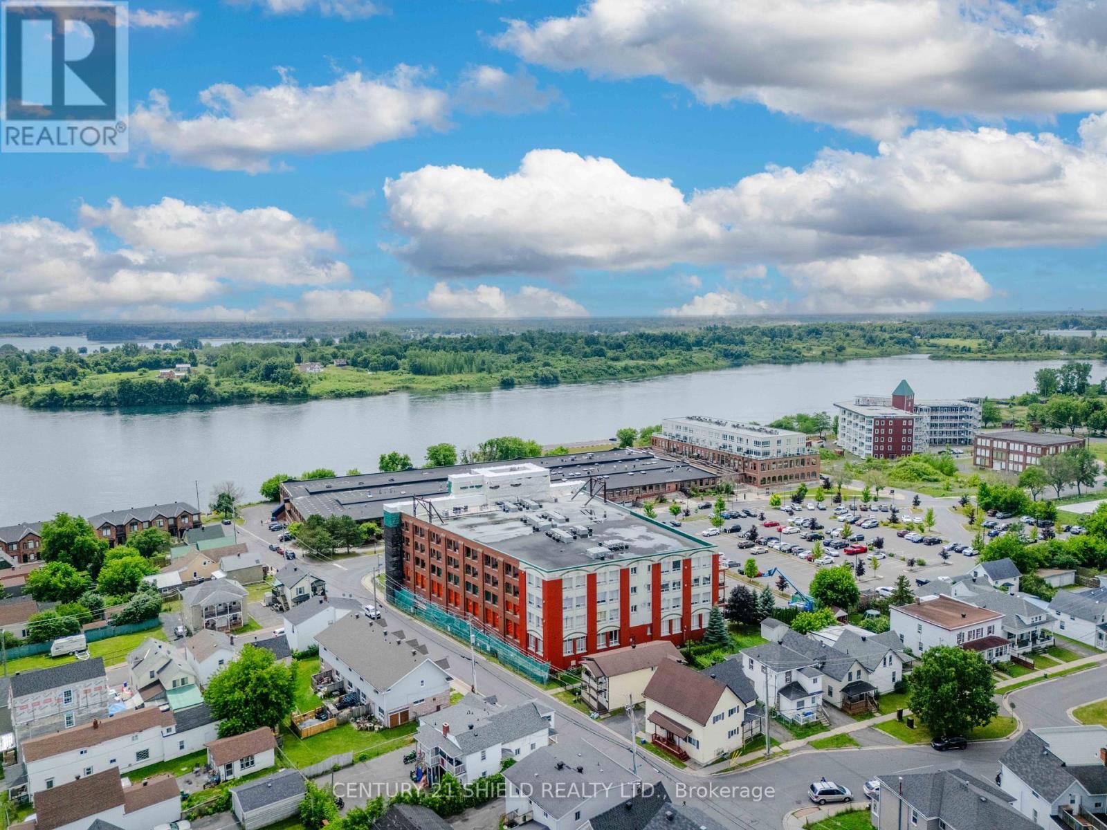 Photo de la propriété: 710 Cotton Mill Street 411 ON K6H 7L3
