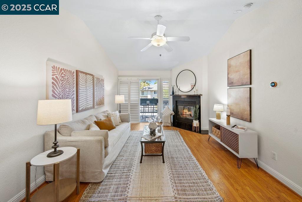 Property Photo: 2530 Oak Rd 303 CA 94597