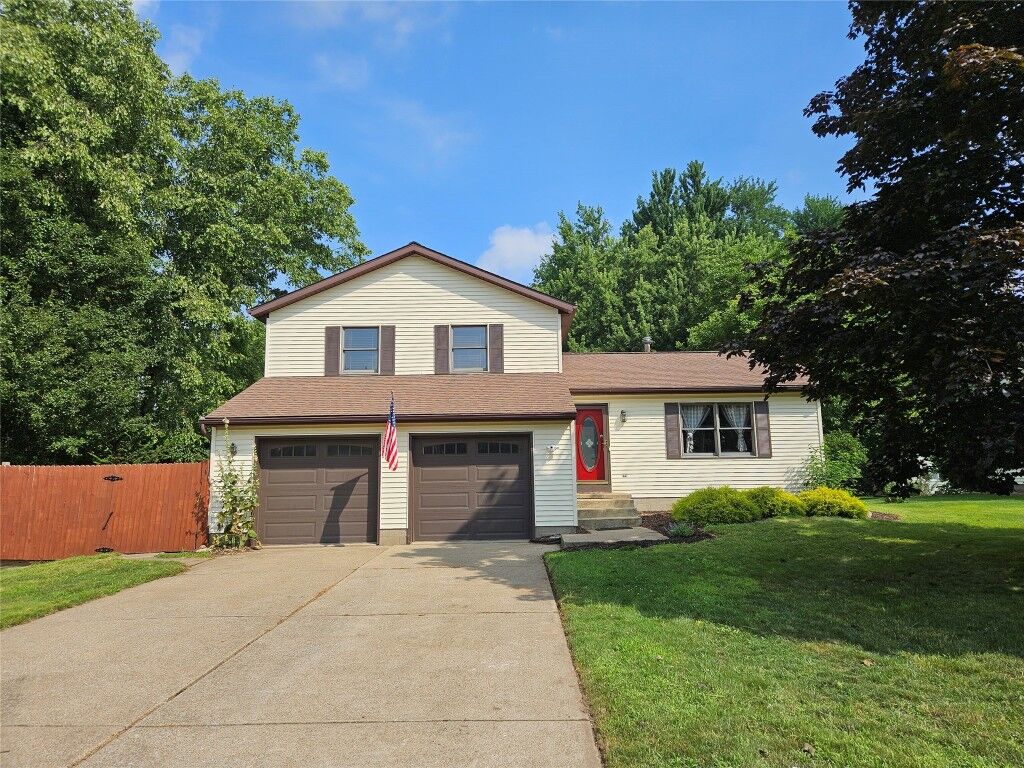 Property Photo: 4226 W 28th Street PA 16506