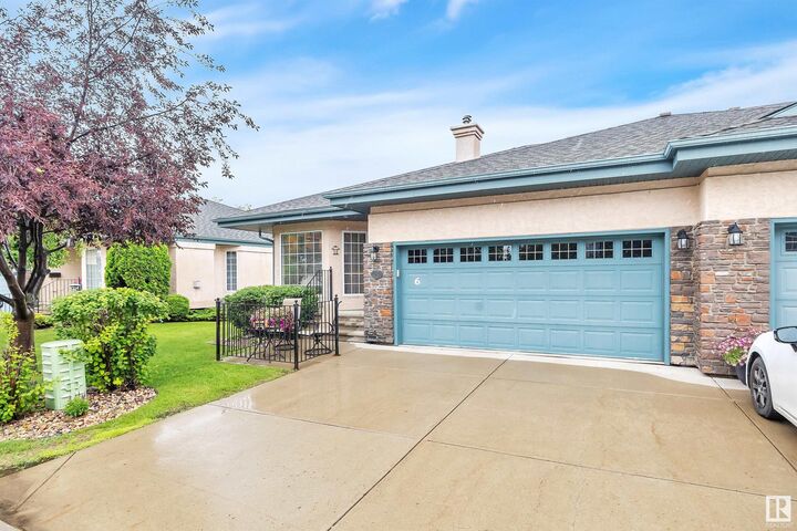Property Photo:  102 Bridgeport Crossing 6  AB T9E 8K8 