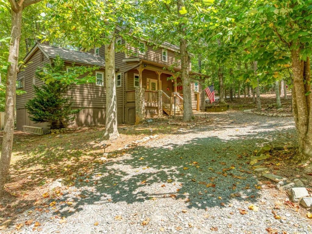 Property Photo: 17 Tara Lane GA 30540