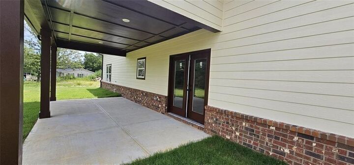 Property Photo: 2996 Langley Road SW GA 30052