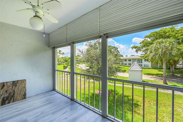 2704 Nassau Bnd H2  Coconut Creek FL 33066 photo
