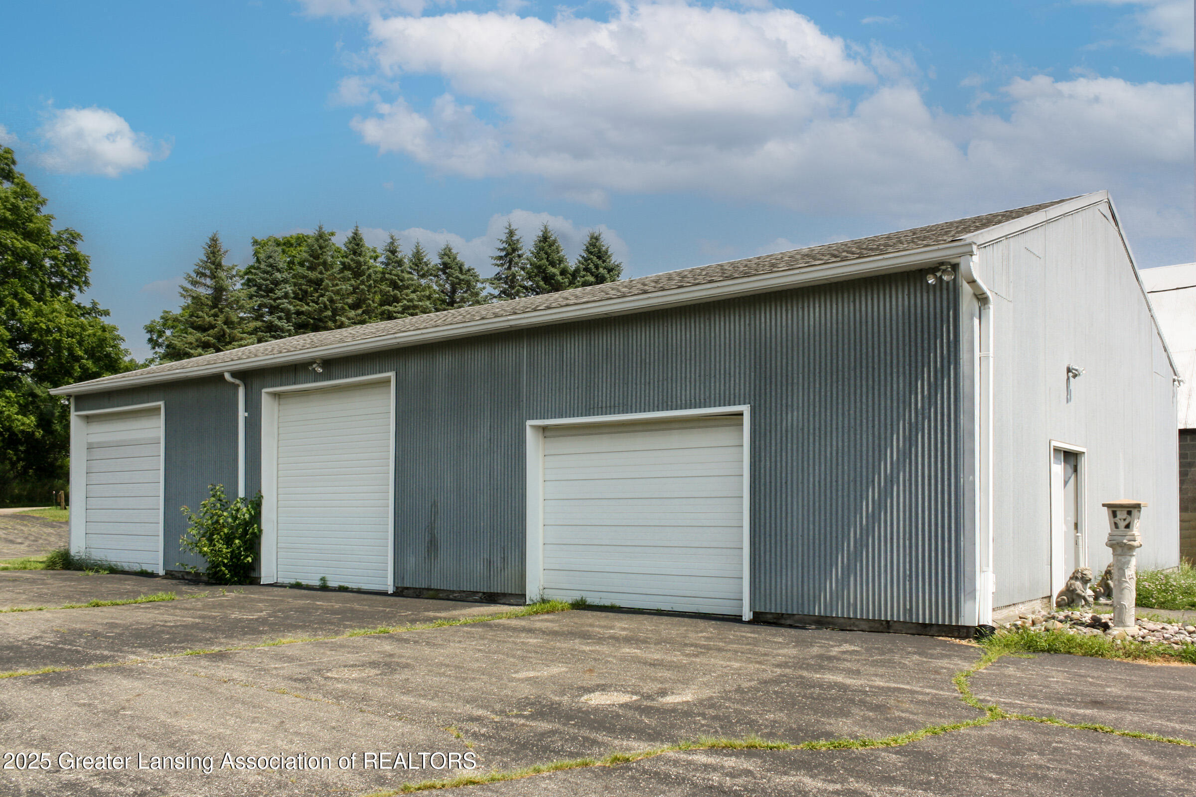 Property Photo: 9330 Coleman Road MI 48840