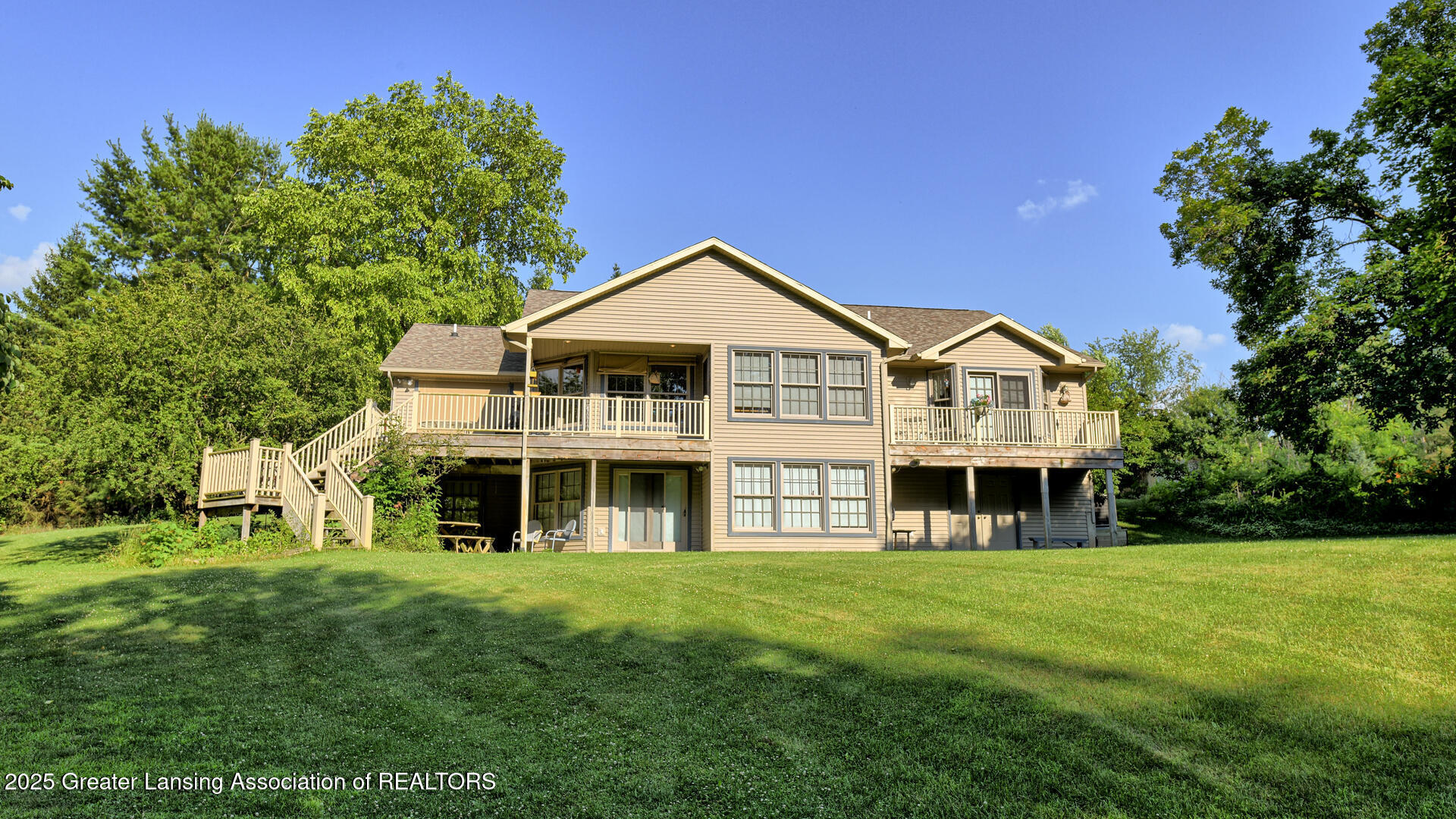 Property Photo:  11678 E Grand River Avenue  MI 48875 