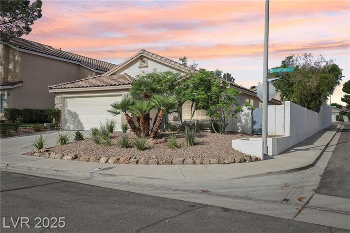 Property Photo:  1966 Flagstone Ranch Lane  NV 89012 
