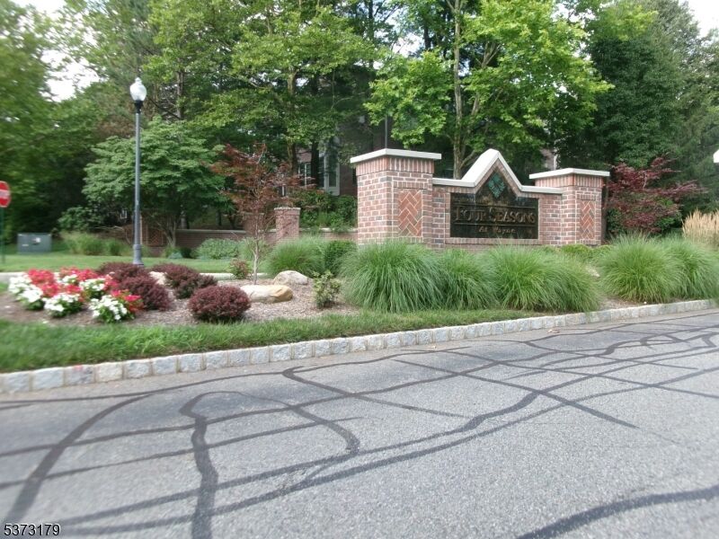 Property Photo: 511 Four Seasons Dr 511 NJ 07470