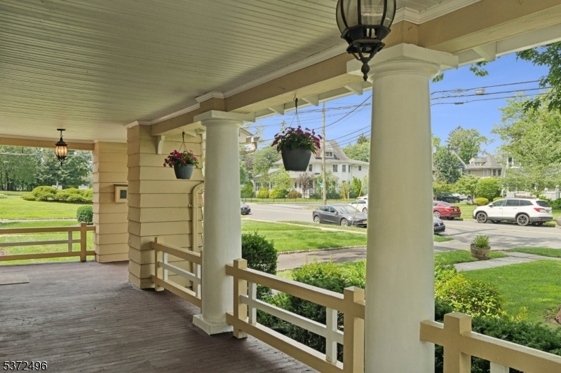 Property Photo: 534 E Broad St NJ 07090