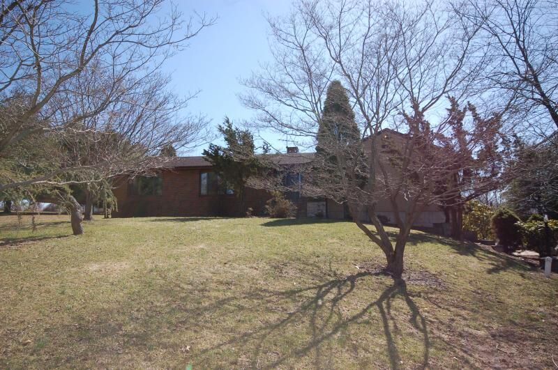 Property Photo:  3 Green Hills Dr  NJ 08822 