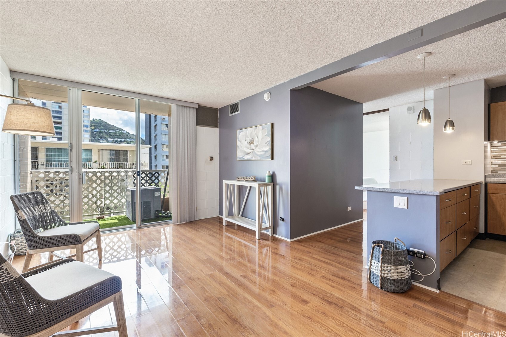 Property Photo: 1415 Punahou Street 502 HI 96822