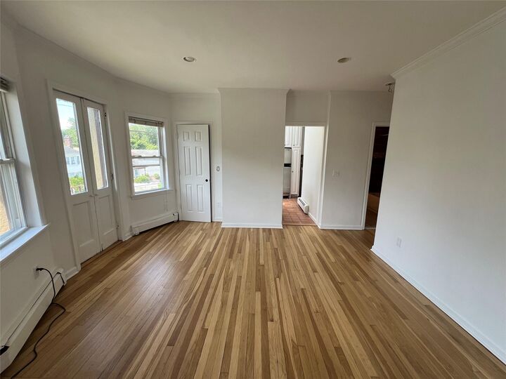 Property Photo:  339 Midland Avenue 2  NY 10580 